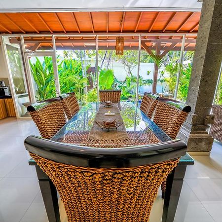 Villa Conor - Legian - Seminyak - 2 Bedroom 2 Bathroom Villa - Great Location Esterno foto